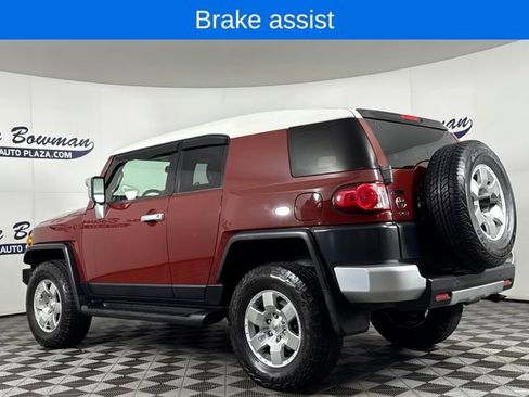 Used 2010 Toyota FJ Cruiser 4WD image 8