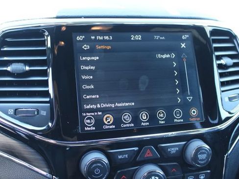 Used 2020 Jeep Grand Cherokee Limited RWD image 32