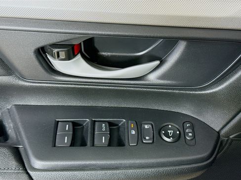 Used 2021 Honda CR-V LX image 20