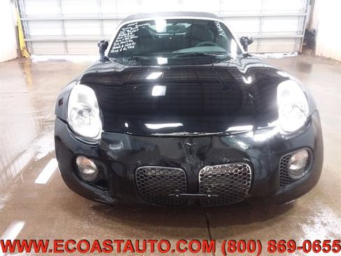 Used 2009 Pontiac Solstice GXP w/ Club Sport Package image 7