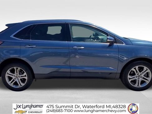 Used 2018 Ford Edge Titanium w/ Technology Package AWD/4WD image 10