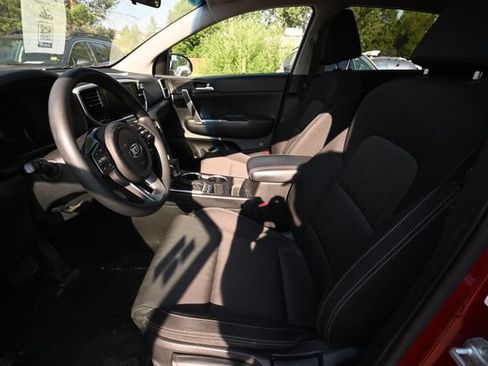 Used 2020 Kia Sportage LX AWD/4WD image 8