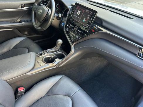 Used 2022 Toyota Camry XSE image 14