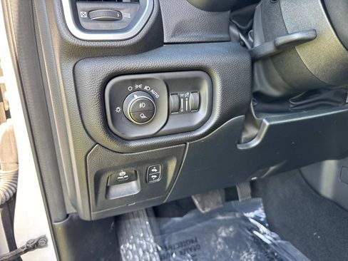 Certified 2025 RAM 1500 Big Horn AWD/4WD image 34