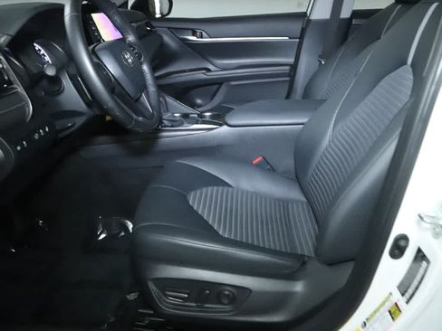 Certified 2024 Toyota Camry SE w/ Cold Weather Package FWD image 18