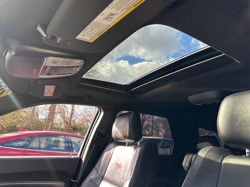 Used 2018 Dodge Durango R/T image 3