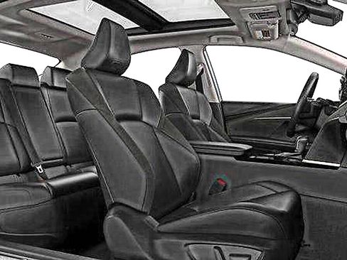 Used 2026 Toyota Camry XLE w/ Premium Plus Package AWD/4WD image 20