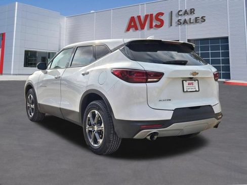 Used 2025 Chevrolet Blazer LT FWD image 10