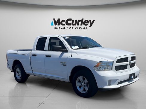 Used 2019 RAM 1500 Express AWD/4WD image 3