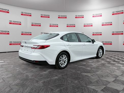 Used 2025 Toyota Camry LE w/ Convenience Package FWD image 3