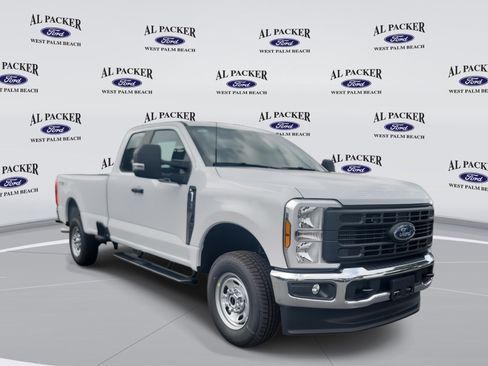 Used 2026 Ford F250 XL w/ XL Chrome Package image 8