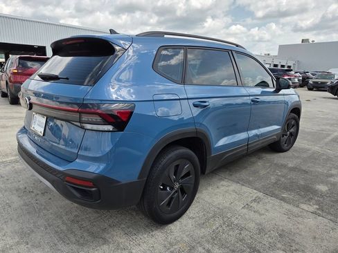 Used 2025 Volkswagen Taos S FWD image 5