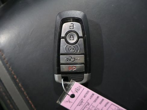 Used 2020 Ford F250 Platinum AWD/4WD image 26