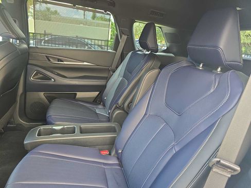 Certified 2026 INFINITI QX60 Sport w/ Dark Cargo Package AWD/4WD image 13