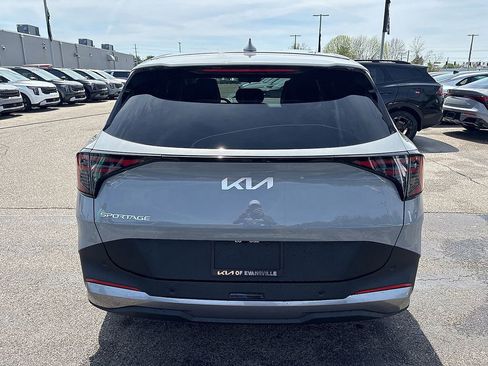 New 2026 Kia Sportage EX FWD image 6