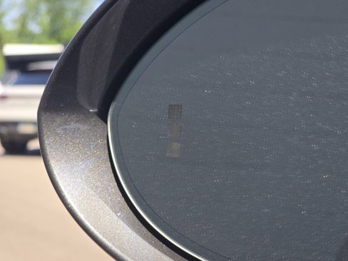 Certified 2025 Porsche Cayenne Coupe image 21