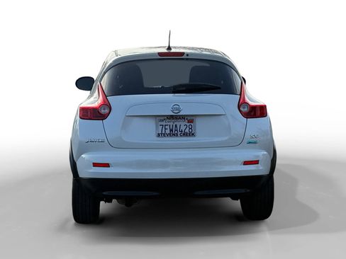 Used 2014 Nissan Juke SV w/ Navigation Package image 4