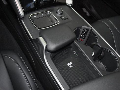 Used 2025 Acura TLX w/ Technology Package image 26