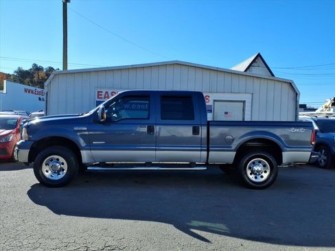 Used 2006 Ford F250 XLT image 2