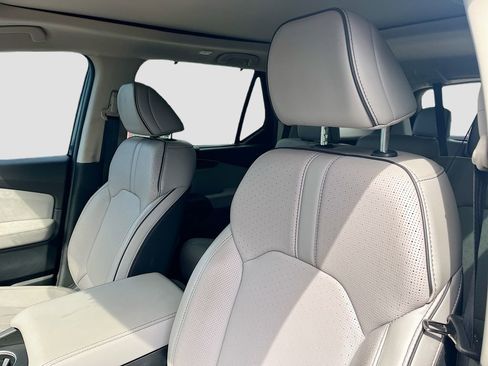 Used 2025 Honda Pilot Elite image 22