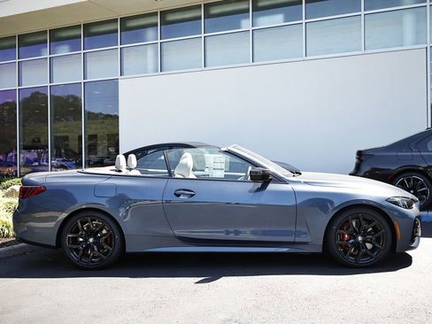 New 2027 BMW M440i Convertible w/ Premium Package RWD image 3