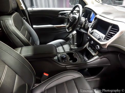 Certified 2023 GMC Acadia Denali w/ Denali Ultimate Package image 38