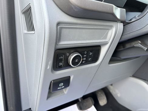 Used 2025 Ford F150 XLT w/ Equipment Group 301A Standard image 18