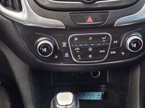 Used 2019 Chevrolet Equinox LT image 21