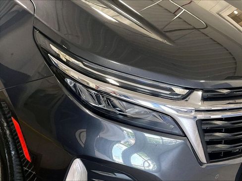 Used 2023 Chevrolet Equinox LT AWD/4WD image 32