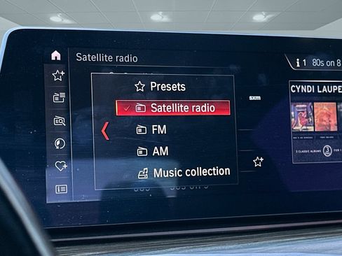 Used 2018 BMW 530i image 25