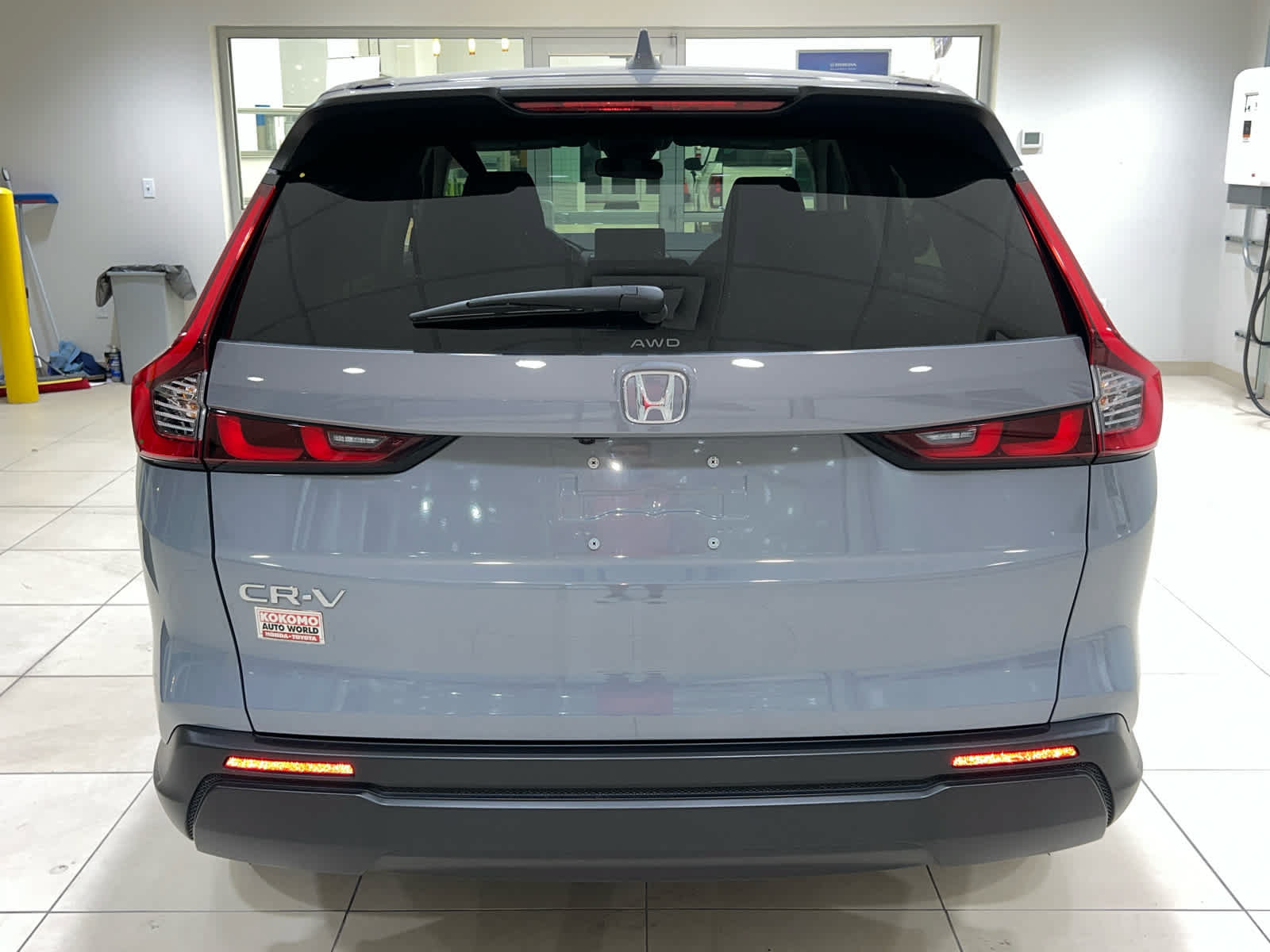 Used 2024 Honda CR-V EX image 8