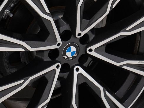 Used 2019 BMW X7 xDrive40i w/ Premium Package AWD/4WD image 83