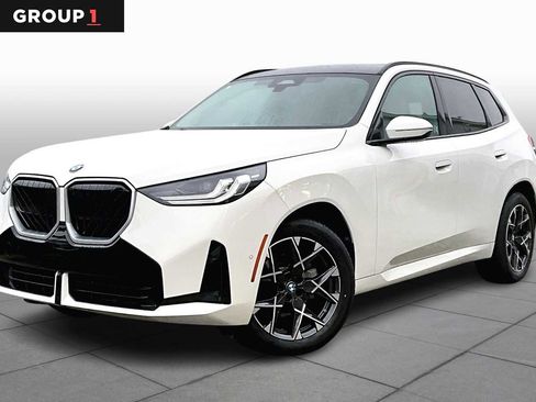 Used 2025 BMW X3 xDrive30i w/ M Sport Package image 1