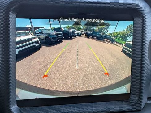 Used 2022 Jeep Wrangler Unlimited Sahara w/ Safety Group AWD/4WD image 25