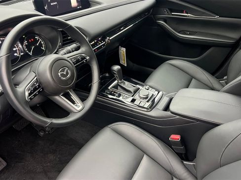 Certified 2025 MAZDA CX-30 AWD 2.5 S w/ Preferred Package image 12