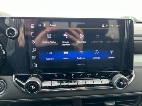 New 2025 Chevrolet Colorado LT w/ LT Convenience Package image 16