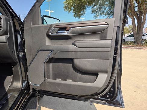 Certified 2024 GMC Sierra 1500 SLT image 30