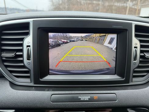 Used 2018 Kia Sportage EX w/ EX Premium Package image 11