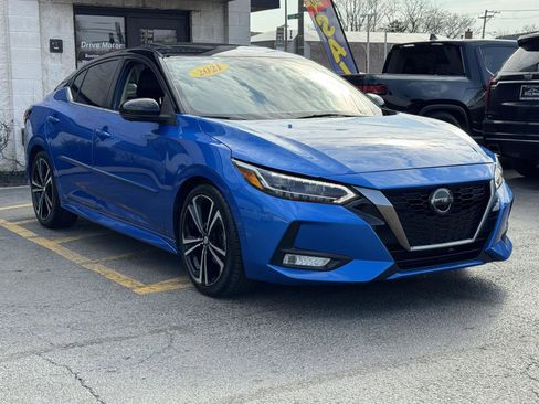 Used 2021 Nissan Sentra SR w/ SR Premium Package image 16