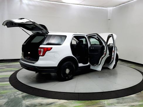 Used 2019 Ford Explorer 4WD Police Interceptor image 11