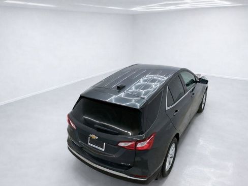Used 2020 Chevrolet Equinox LT image 32