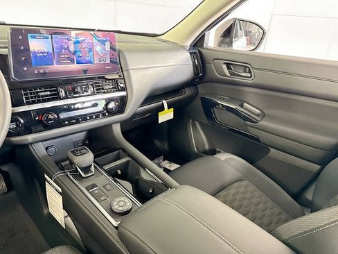 New 2026 Nissan Pathfinder SV AWD/4WD image 20