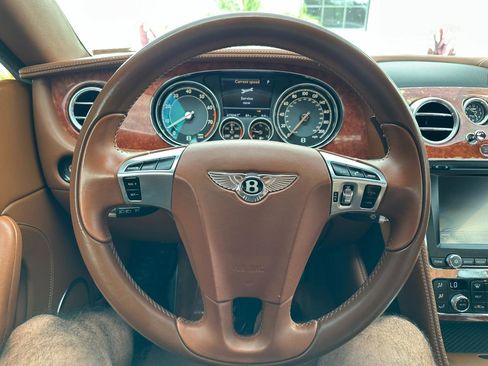 Used 2012 Bentley Continental GT AWD/4WD image 31