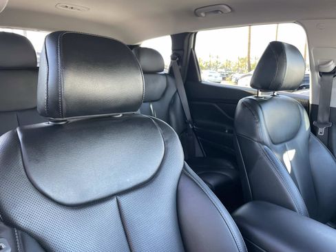 Certified 2023 Hyundai Santa Fe XRT image 27