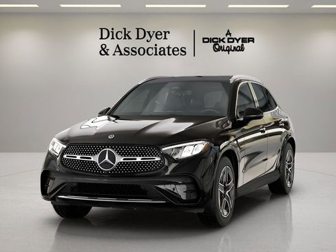 Used 2026 Mercedes-Benz GLC 300 image 31