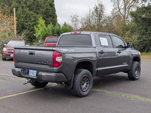 Used 2017 Toyota Tundra Limited w/ Limited Premium Package image 5