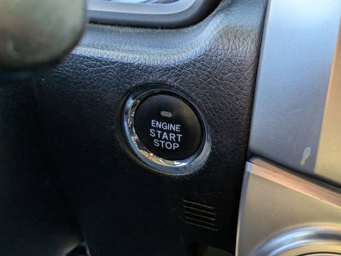 Used 2014 Toyota 4Runner Limited image 21