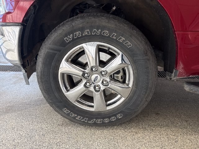 Used 2019 Ford F150 XLT w/ Equipment Group 302A Luxury AWD/4WD image 23