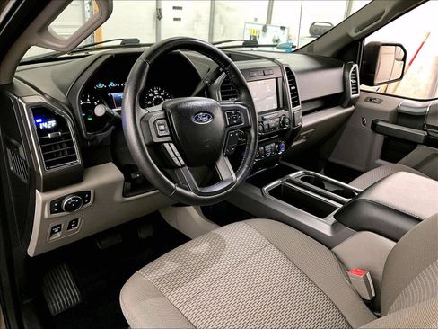 Used 2018 Ford F150 XLT w/ Equipment Group 302A Luxury AWD/4WD image 12