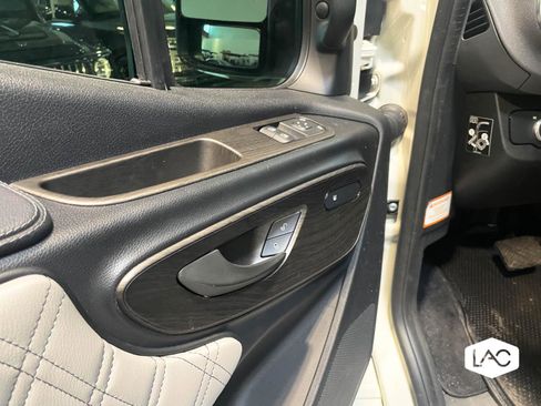 Used 2022 Mercedes-Benz Sprinter 3500 image 24